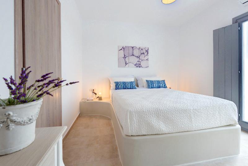 White Harmony Suites ميغالوخوري المظهر الخارجي الصورة