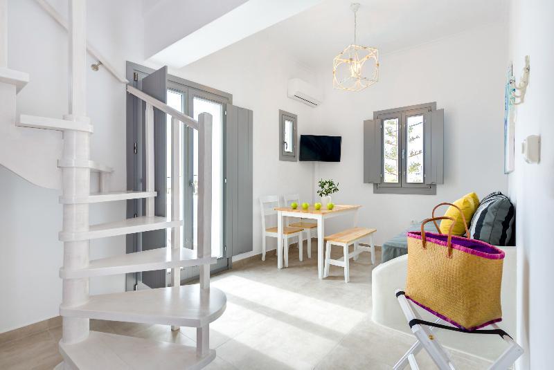 White Harmony Suites ميغالوخوري المظهر الخارجي الصورة